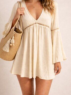 tobi white long sleeve dress TOBI LYDIA EYELASH LACE WHITE BELL SLEEVE DRESS, Women's Fashion, Tops,  Sleeveless on Carousell
